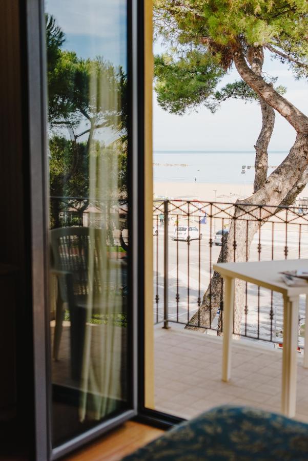 Hotel Liberty Roseto Degli Abruzzi Buitenkant foto