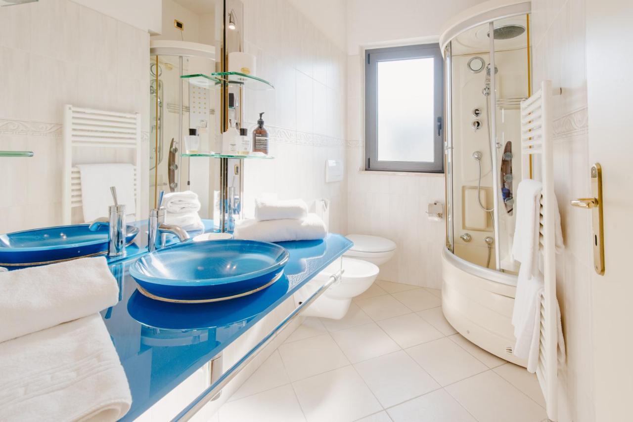 Hotel Liberty Roseto Degli Abruzzi Buitenkant foto